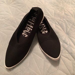 🔴Sold Women'sMad Love Kim Pointed Toe Knit Size 8